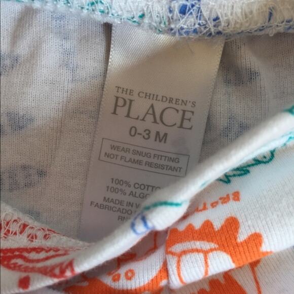 The Children's Place Two Piece Short-Sleeve Shorts Dinosaur PJS 0-3 Months - Picture 4 of 5